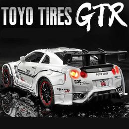 Diecast Model Cars 1 32 NISSAN GTR R34 R35 Alloy Sports Car Model Diecast Metal Toy Vehicles Racing Car Model Sound and Light Collection Kids Gift