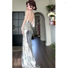 Party Dresses Exquisite Women's Prom Dress Silver Shiny Sequins Sleeveless Backless V-Neck Sexy Slim Floor-Length Cocktail
