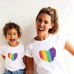 Fashion Family Look Mother and Daughter Matching Clothes Punk Mama Mini Princess Tshirt Tops for Mommy Kids 240522