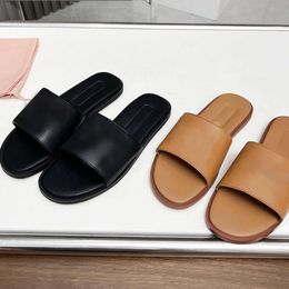 Designer Slippers Women Sandals Flatsole Outdoor Beach Party Shoes Summer Solid Soft Sole Sandal Flat Shoe With Box 571