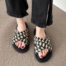 Slippers Women Casual Platform Flats Shoes Summer Outside Non Slip Sandals Fashion Slides Thick Designer Zapatos Mujer 2024