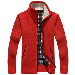 Fashion Men Cardigan Sweaters Autumn Winter Warm Cashmere Wool Zipper Cardigan Casual cotton Knitwear Plus Size RED beige Handsom7251573
