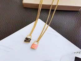 Luxury Brand Designer Pendants Necklaces Never Fading 18K Gold Plated Stainless Steel Pink CLetter Choker Pendant Necklace Chain 7804924