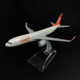 Aircraft Modle Scale 1 400 Metal Aircraft Model Brazil GOL Airlines B737 Diecast 15cm Aviation Collectible Miniature Ornament Souvenir Toys Y240522