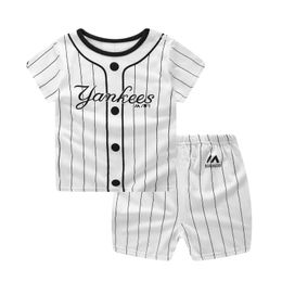 Deisgner Baby Boy Clothes Sport Clothing Tracksuit Active Striped Tshirt shorts Baseball Football Toddler Sets 240510