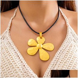 Pendant Necklaces Big Lucky Flower Pendants Necklace For Women Trendy Ladies Large Five Leaf Accessories On Neck 2024 Fashion Jewelry Dhdsk