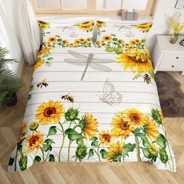 Bedding sets Yellow Sunflower Comforter Set Butterfly for Kids Girls Teens WomenCountry Floral Quilt Duvet Sets 2 Cases H240521 E05Z