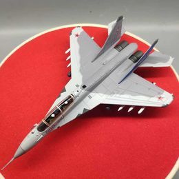 Aircraft Modle MIG35 Fighter Model 1/100 Scale Russia Fulcrum MIG-35 aircraft Aeroplane fighter model children toys for display show collections Y240522