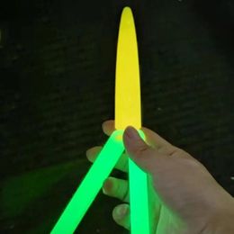 Glowing Butterfly Knife 3D Printing Gravity glow Jumping Small Radish Mini Model Pendant Push Card Decompression Toy 240514
