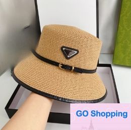 Womens Triangle Letter Straw Hat Gentleman Cap Top Sun Hat Fashion Knitted Hat Cap For Men Woman Wide Brim Hats Summer Bucket Hats