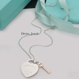 tiffanyjewelry designer jewelry woman tiffanyjewelry heart necklace Love Key Necklace Women's Heart English Hanging Tag Peach Heart Key Keybone Necklace 829