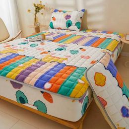 Bedding sets WOSTAR Winter warm plush velvet mattress protector cover quilted thicken elastic fitted sheet style bed protection pad 90/150cm H240521 1653