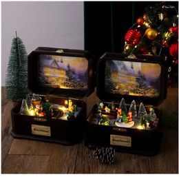 Decorative Figurines Christmas Music Box Retro Creative Luminous Rotating Snowflake Crystal Holiday Birthday Commemorative Gift Interior