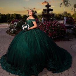 Luxury Emerald Green Quinceanera Dresses 2024 Ball Gown Appliques Lace Beaded Princess Sweet 15 16 Dress Birthday Party Dress