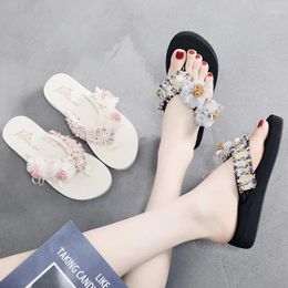 Slippers Med Shoes Woman 2024 Soft Flower Low Shale Female Beach Rubber Flip Flops Luxury Slides On A Wedge Platform Comfort Sab