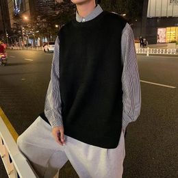 Round Collar Waistcoat Black Man Clothes Crewneck Sleeveless Knitted Sweaters for Men Vest Sheap Tops Y2k Vintage Loose Fit Wool 240518