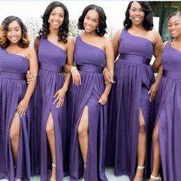 One Shoulder African Bridesmaid Dresses Floor Length Side Slit Cheap Wedding Guest Dress Modest Chiffon Bridesmaid Prom Gowns 256R