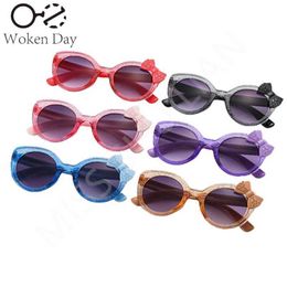 Sunglasses 2024 Lovely Cat Eye Children Sunglasses Personality Bowknot Sun Glasses Kids Cute Baby Eyewear Trend Girls Boy Eyeglasses Y240523