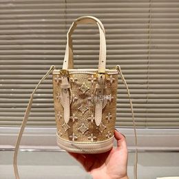10A Fashion 17cm Women Luxurys Handbags Totes Bags 23ss Embroidery Ladies Flowers Designer Flowers With Original Metal Handbag Messenge Lujm