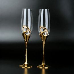 2PcsSet Wedding Crystal Champagne Glasses Gold Metal Stand Flutes Wine Goblet Party Lovers Valentines Day Gifts 200ml 240522
