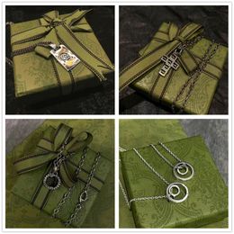 Wholesale Brand Designer Necklaces Sense Micro Setting G Letter Pendant Long Necklace Winter Sweater Chain Fashion Luxury Jewellery For W 272h