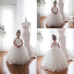 Cute White Lace Little Kids Flower Girl Dresses Princess Jewel Neck Tulle Applique Puffy Floral Formal Wears Party Communion Pageant Go 309a