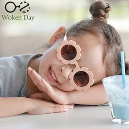 Sunglasses New Sun Flower Round Cute Kids Sunglasses UV400 for Boy Girls Toddler Lovely Baby Sun Glasses Children Oculos De Sol Y240523