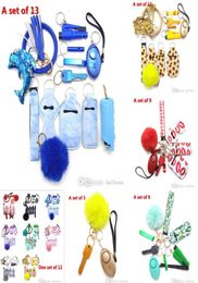 Cute Credit Card Puller Key Rings Acrylic Debit Bank Card Grabber for Long Nail Atm Keychain Cards Clip Nails tools 3891213 pi2618754