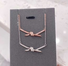Designer's Brand Knot Necklace Pure Silver 18K Gold Bow Collar Chain with Gu Ailing Same Style