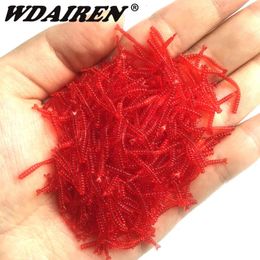 50pcsLot Lifelike Red Worm Soft Bait Smell Shrimp Odour Artificial Silicone Fishing Lure Bass 2cm Simulation Earthworm Takcle 240522