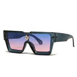 Lvse Sunglasses Louiseviution Sunglasses Designer Sunglasses Women High-End Feel Sun Protection Shading Personalised Fashion Sunglasses Luis Viton Glasses 377