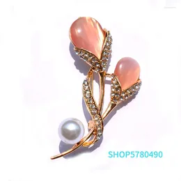 Brooches Gold Colour Elegant Flower Brooch For Women Resin Lily Rhinestone Breast Pin Ladies Bridal Accessories Fashion Jewellery