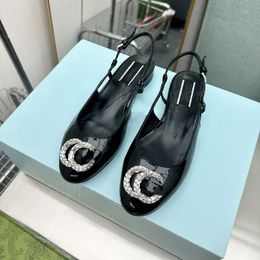 Designer sandals piatti tacchi da donna a doppio cristallo balletti ballerini scivolati su pantofole di albicocca brevetto beige tela scivolo estate sandalo di lusso in spiaggia con scatola