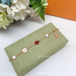Designer bracelet Van fashion luxury Jewellery for lovers Fresh Flower Ladybug Bracelet Cute Womens Unique Five with Original logo
