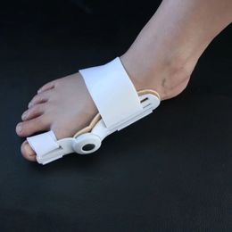 2024 Splint Big Toe Straightener Corrector Foot Pain Relief Hallux Valgus Correction Orthopedic Supplies Pedicure Foot Carefor Toe Straightening Support