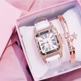 Luxo Kemanqi Brand Relógio quadrado Diamante moldura Banda de couro Womens assiste estilo casual senhoras assistir quartzo wristwatches 233n