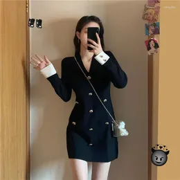 Casual Dresses Women Knitted Sheath 2024 Autumn Office Bodycon Kniting Dress Elastic Sexy V Neck Button Retro Sweater