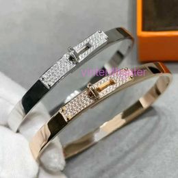 10A Premium Luxury Hrms Designer Classic Counter Fashion Unisex Bracelet High Version Golden Pig Nose Half Diamond Bracelet for Women 18k Light Luxury Exquisite