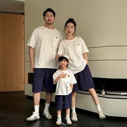 Family Summer Outfits Mummy and Son Matching Clothes Daddy and Daughter Clothing Korean Style Dad Mom and Children T Shirts Sets 240523