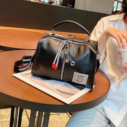 Shoulder Bags Luxury Designer Bolso Mujer Split Leather Rhinestone Sacs A Main Boston Tote Ita Purses And Handbags Wide Strap Women Handbag