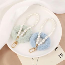 Keychains Cute Solid Colour Plush Hair Rings Keychain Imitation Pearl Bead Wrist Strap Phone Lanyard Keyring For Women Bag Hanging Ornament