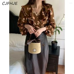 Women's Blouses CJFHJE Spring Retro Floral V-neck Shirt Korean Fashion Lace Up Lotus Leaf Ear Edge Long Sleeved Women Sweet Small