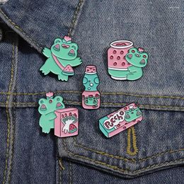 Brooches High End Alloy Animal Brooch Cartoon Cute Pink Strawberry Beverage Frog Shaped Badge Buckle Enamel Pins