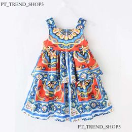 Vestido infantil Meninas de verão Printing Suspenders Dress Dress and American Baby Children Rouse 831 CBC