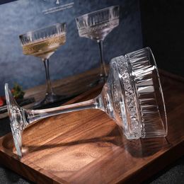 European Style Cocktail Glass Bar Cup Carved Wide Mouth Champagne Martini Wine Glasses Vodka 240522