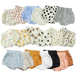 Shorts Shorts Baby Summer Lounge Cotton Linen Shorts Solid Colour Printed Breathable Suitable for Unisex Clothing Bloomer Boys and Girls Korean Cute PP Pants WX5.22