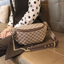 Designer fanny pack for women clucth purses crossbody chest bag fashion shoulder waist bag khaki handbag luxury brand wallet339B 214K