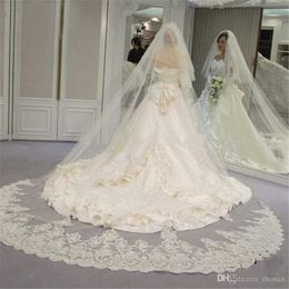 2022 Real Photos High Quality 2 Tiers Blusher Cover Face Cathedral Shining Sequined Lace Wedding Veil with Comb New Bridal Veil 277E