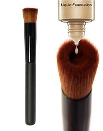 High quality Large Flat Professional Perfecting Face Brush Multipurpose Liquid Foundation Brush Premium Premium Face Makeup Brush 7985973
