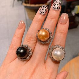 Wholesale Vintage Baroque Mulit Color Natural Shell Pearl Metal Exaggeration Finger Rings Big Pearls Rings for Women Girls Party Gift Fashion Jewelry